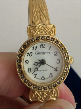 Vintage Gramercy Gold Tone Cuff Watch Rhinestone Bezel Quartz Expansion Band